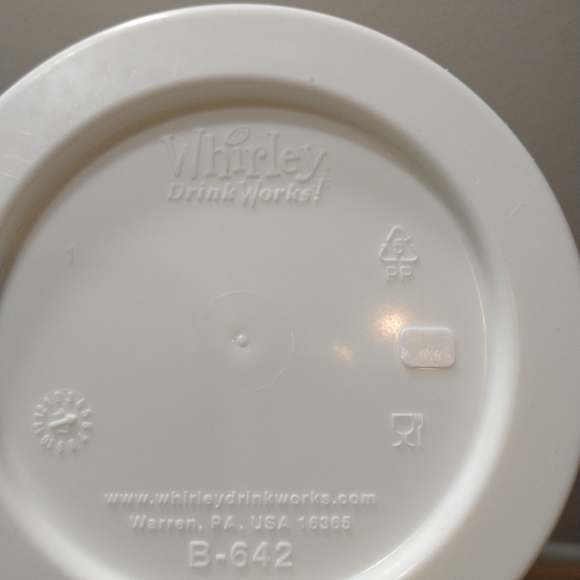 Rainforest Cafe Travel Bottle, 2Whirley Works Buckets,Alice in Wonderland Mug. - Picture 12 of 16